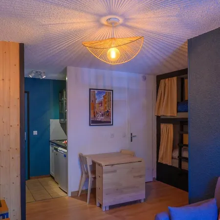Le Perchoir Des Fees Apartment *